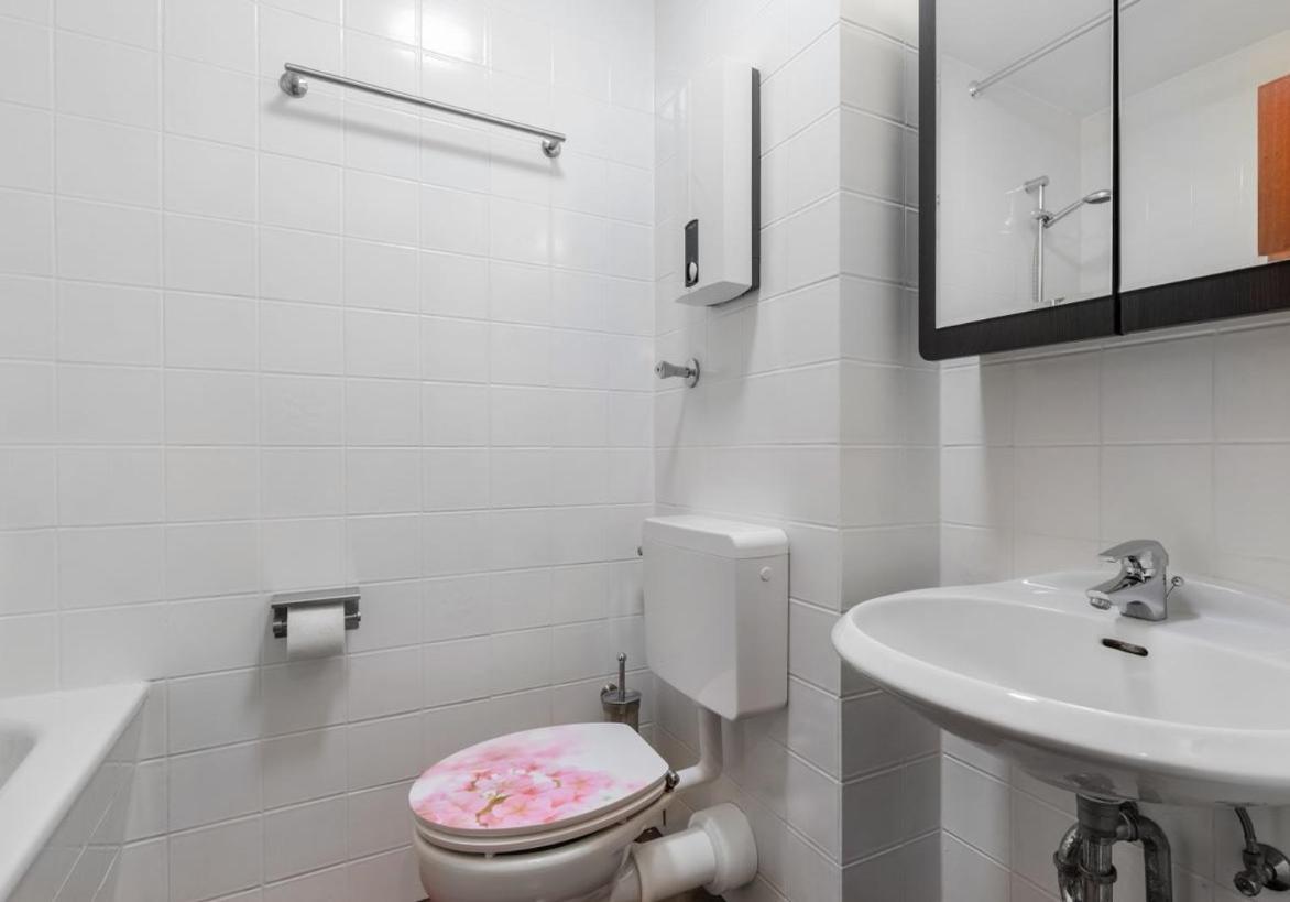 Modernes Apartment In Schoener Lage Düsseldorf Zewnętrze zdjęcie